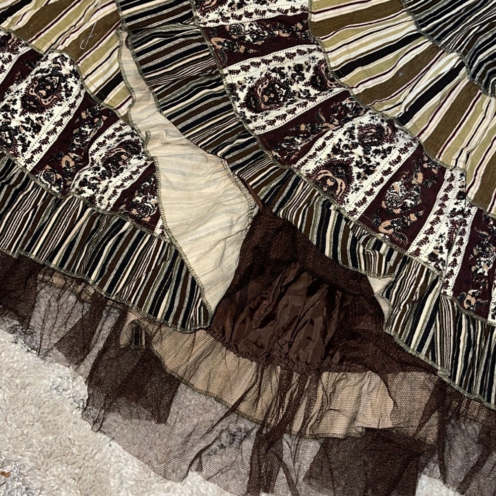 Paniz beautiful Boho paisley Stripe Tiered MIDI Skirt With Tule Hem - Picture 4 of 9